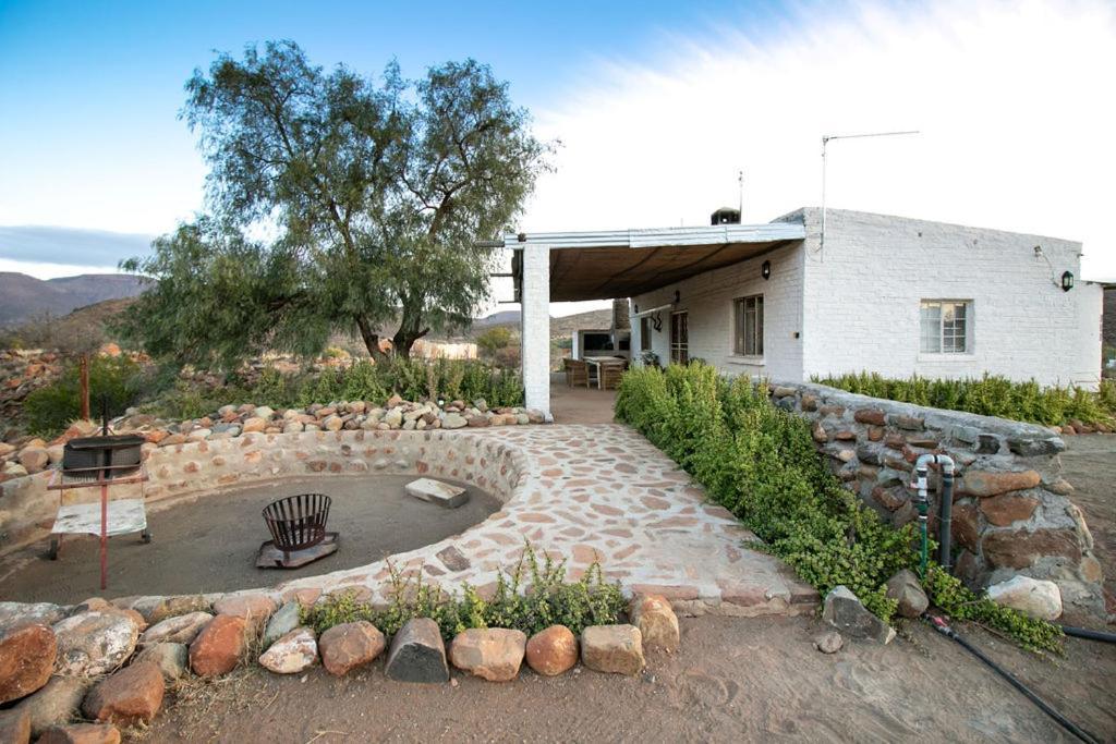 Ironstone Cottage Graaff-Reinet エクステリア 写真