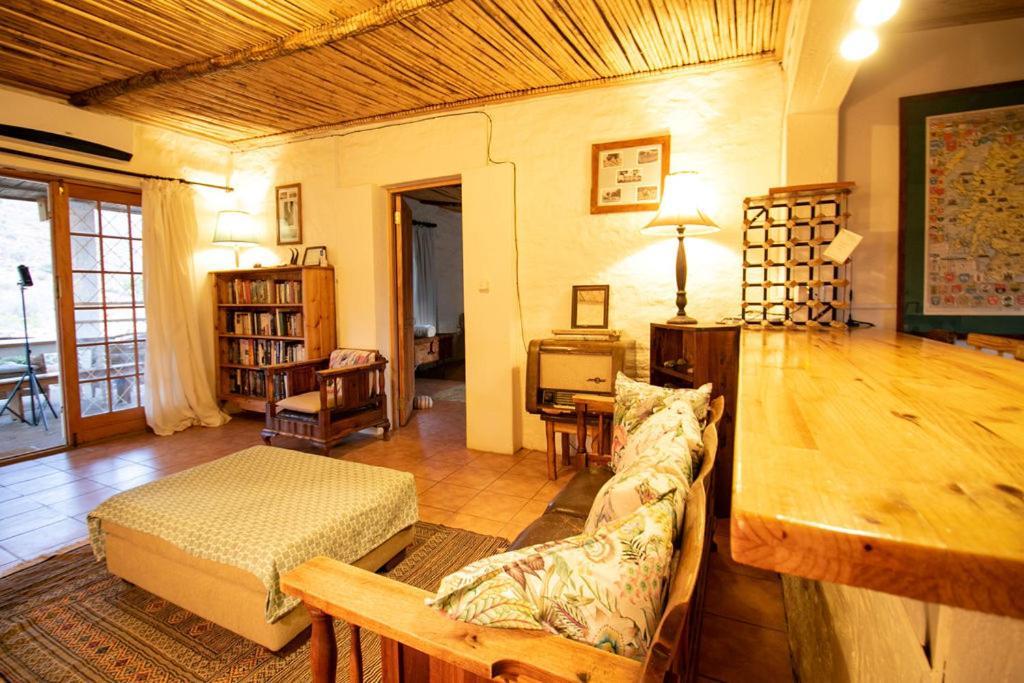 Ironstone Cottage Graaff-Reinet エクステリア 写真